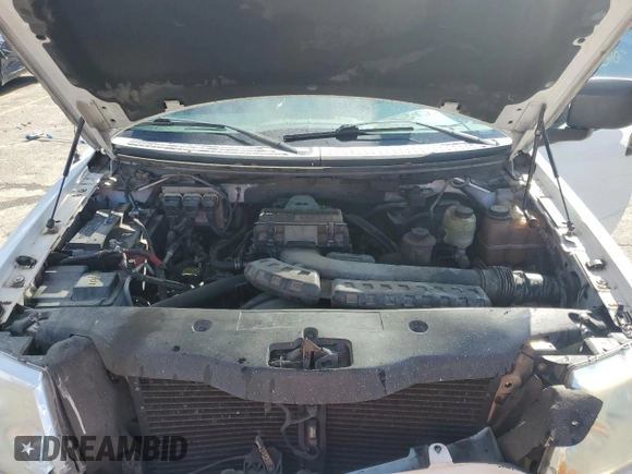 2004 Ford F-150 XL с VIN 1FTVF12564NB20204, выставлен на аукционе Copart как лот 50256655 с пробегом 211 041 миль миль и Списание • Salvage title. История ставок и продаж доступна на DreamBid. Изображение 11.