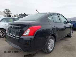 2015 Nissan Versa SV with VIN 3N1CN7AP2FL845918, listed as a IAAI auction lot 42111311 with 210,789 mi miles. Bid and sale history available at carsss.com. Image 4.