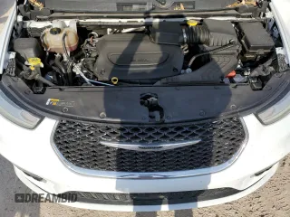2021 Chrysler Pacifica Touring L z VIN 2C4RC1BG3MR542672, wystawiony jako Copart lot #53321535 z przebiegiem 75 723 mil mil oraz Czysty tytuł • Clean title. Historia ofert i sprzedaży dostępna na DreamBid. Obrazek 12.