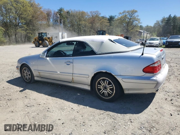 2003 Mercedes-Benz CLK 320 with VIN WDBLK65G23T135725, listed as a Copart auction lot 54460475 with 188,136 mi miles and Clean Title. Bid and sale history available at carsss.com. Image 2.