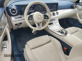 2019 Mercedes-Benz E 450 z VIN WDD1K6HB2KF106009, wystawiony jako Copart lot #54534225 z przebiegiem 52 560 mil mil oraz Szkoda całkowita • Salvage title. Historia ofert i sprzedaży dostępna na DreamBid. Obrazek 8.