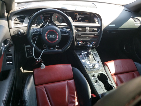2013 Audi S5 Premium Plus with VIN WAUCGAFH4DN009057, listed as a Copart auction lot 44631485 with 124,854 mi miles and Salvage Title. Bid and sale history available at carsss.com. Image 8.