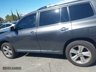 2013 Toyota Highlander Limited with VIN 5TDYK3EH5DS113166, listed as a IAAI auction lot 41791871 with 130,241 mi miles. Bid and sale history available at carsss.com. Image 14.