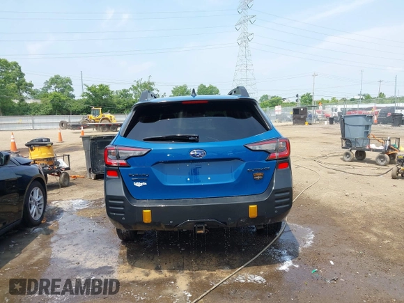 2022 Subaru Outback Wilderness с VIN 4S4BTGUD3N3129373, выставлен на аукционе IAAI как лот 42441037 с пробегом 140 801 миль миль и . История ставок и продаж доступна на DreamBid. Изображение 16.
