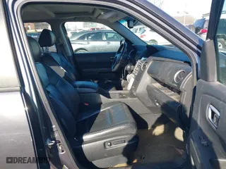 2014 Honda Pilot EX-L with VIN 5FNYF3H59EB026317, listed as a IAAI auction lot 41820951 with 209,440 mi miles. Bid and sale history available at carsss.com. Image 5.