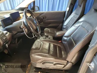 2015 BMW i3 z VIN WBY1Z4C55FV278833, wystawiony jako Copart lot #50352615 z przebiegiem Nie podano mil oraz Tytuł czysty. Historia ofert i sprzedaży dostępna na DreamBid. Obrazek 7.