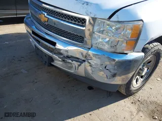 2013 Chevrolet Silverado 1500 LT with VIN 1GCRCSEA4DZ325537, listed as a IAAI auction lot 41405635 with 182,285 mi miles. Bid and sale history available at carsss.com. Image 6.