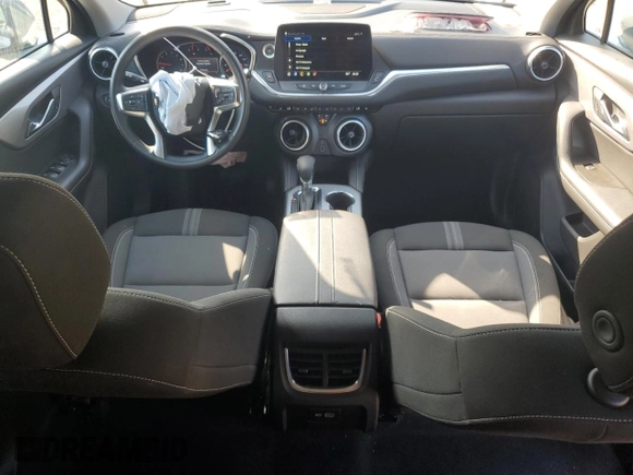 2024 Chevrolet Blazer LT with VIN 3GNKBCR45RS196086, listed as a Copart auction lot 61906455 with 32,564 mi miles and Salvage title. Bid and sale history available at DreamBid. Image 8.