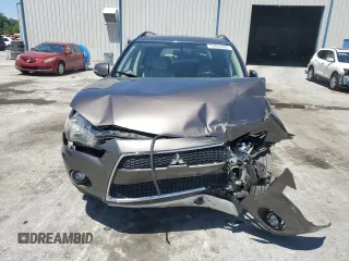 2010 Mitsubishi Outlander SE z VIN JA4AS3AW3AZ004523, wystawiony jako Copart lot #52864695 z przebiegiem 133 500 mil mil oraz Szkoda całkowita • Salvage title. Historia ofert i sprzedaży dostępna na DreamBid. Obrazek 5.