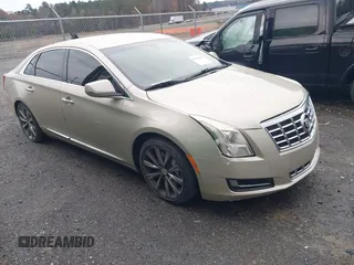 2013 Cadillac XTS with VIN 2G61N5S33D9146224, listed as a IAAI auction lot 41041660 with 229,243 mi miles. Bid and sale history available at carsss.com. Image 1.