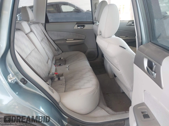 2009 Subaru Forester X с VIN JF2SH63659H767055, выставлен на аукционе IAAI как лот 42116951 с пробегом 156 136 миль миль и . История ставок и продаж доступна на DreamBid. Изображение 8.