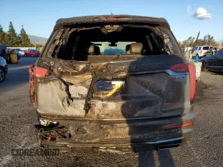2024 Cadillac XT6 FWD Luxury with VIN 1GYKPAR40RZ744121, listed as a Copart auction lot 86413604 with 7,527 mi miles and Salvage Title. Bid and sale history available at carsss.com. Image 6.