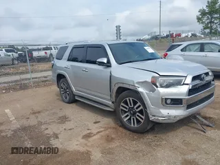 2014 Toyota 4Runner SR5 with VIN JTEZU5JR8E5075962, listed as a IAAI auction lot 42080991 with 211,692 mi miles and . Bid and sale history available at DreamBid. Image 1.