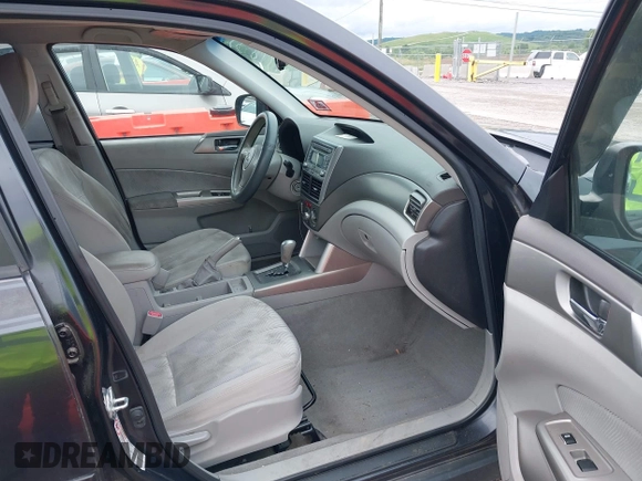 2009 Subaru Forester X z VIN JF2SH63689H732462, wystawiony jako IAAI lot #42360241 z przebiegiem 147 720 mil mil oraz . Historia ofert i sprzedaży dostępna na DreamBid. Obrazek 5.