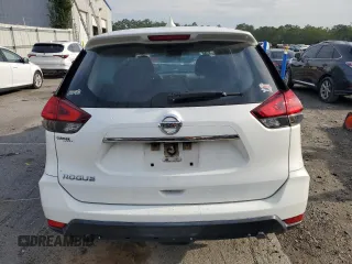 2017 Nissan Rogue SV z VIN JN8AT2MT8HW138801, wystawiony jako Copart lot #58796365 z przebiegiem 152 898 mil mil oraz Szkoda całkowita • Salvage title. Historia ofert i sprzedaży dostępna na DreamBid. Obrazek 6.