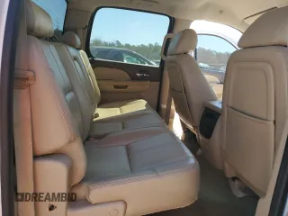 2011 GMC Sierra 1500 SLT с VIN 3GTP2WE39BG360798, выставлен на аукционе Copart как лот 50390925 с пробегом 176 784 миль миль и Списание • Salvage title. История ставок и продаж доступна на DreamBid. Изображение 10.