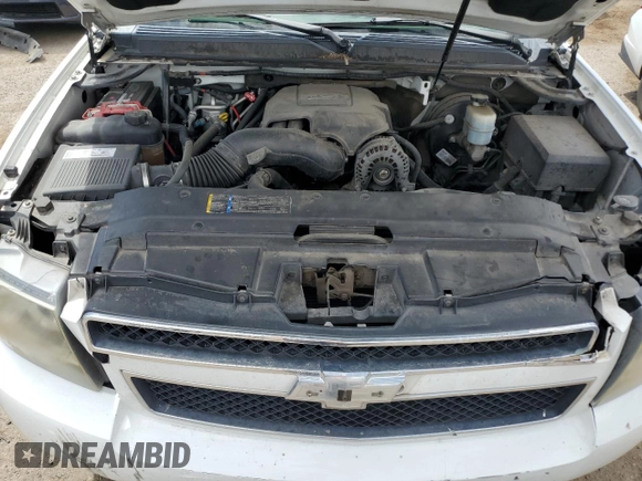 2007 Chevrolet Suburban LT with VIN 3GNFC16J27G263241, listed as a Copart auction lot 52490635 with 211,333 mi miles and Salvage title. Bid and sale history available at DreamBid. Image 11.