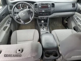 2012 Toyota Tacoma z VIN 3TMLU4ENXCM103392, wystawiony jako Copart lot #57296535 z przebiegiem 80 217 mil mil oraz Czysty tytuł • Clean title. Historia ofert i sprzedaży dostępna na DreamBid. Obrazek 8.