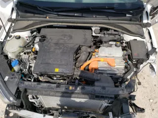 2018 Hyundai Ioniq Limited with VIN KMHC05LC3JU072526, listed as a Copart auction lot 51673065 with 40,315 mi miles and Salvage Title. Bid and sale history available at DreamBid. Image 12.