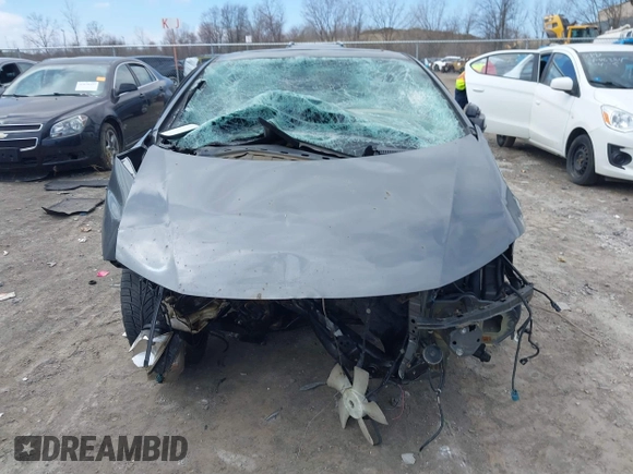 2013 Honda Civic Si z VIN 2HGFG4A5XDH700716, wystawiony jako IAAI lot #41875729 z przebiegiem Nie podano mil oraz . Historia ofert i sprzedaży dostępna na DreamBid. Obrazek 12.