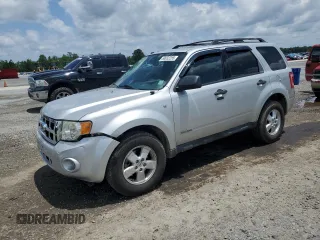 2008 Ford Escape XLT z VIN 1FMCU03118KE51083, wystawiony jako Copart lot #60032255 z przebiegiem 196 345 mil mil oraz Szkoda całkowita • Salvage title. Historia ofert i sprzedaży dostępna na DreamBid. Obrazek 1.