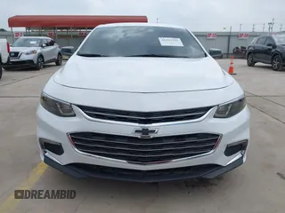2018 Chevrolet Malibu LT with VIN 1G1ZD5ST2JF247673, listed as a IAAI auction lot 41911592 with 92,191 mi miles and . Bid and sale history available at carsss.com. Image 12.