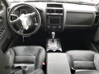 2008 Ford Escape Limited z VIN 1FMCU94108KA14209, wystawiony jako Copart lot #57857305 z przebiegiem 186 893 mil mil oraz Szkoda całkowita • Salvage title. Historia ofert i sprzedaży dostępna na DreamBid. Obrazek 8.