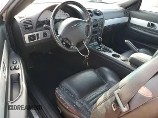2002 Ford Thunderbird Hardtop Premium z VIN 1FAHP60A92Y103048, wystawiony jako Copart lot #73916924 z przebiegiem 75 396 mil mil oraz Szkoda całkowita • Salvage title. Historia ofert i sprzedaży dostępna na DreamBid. Obrazek 8.