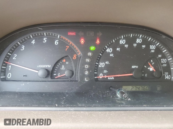2002 Toyota Camry LE z VIN 4T1BE32K92U524457, wystawiony jako Copart lot #56864365 z przebiegiem 274 760 mil mil oraz Czysty tytuł • Clean title. Historia ofert i sprzedaży dostępna na DreamBid. Obrazek 9.