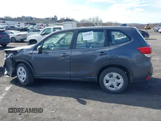 2022 Subaru Forester z VIN JF2SKAAC9NH410405, wystawiony jako IAAI lot #41636802 z przebiegiem 87 056 mil mil oraz . Historia ofert i sprzedaży dostępna na DreamBid. Obrazek 14.