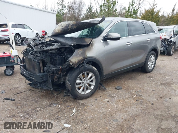 2018 Kia Sorento LX with VIN 5XYPG4A32JG395997, listed as a IAAI auction lot 41718004 with 1 mi miles. Bid and sale history available at carsss.com. Image 17.