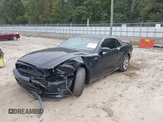2014 Ford Mustang V6 with VIN 1ZVBP8EM4E5263548, listed as a IAAI auction lot 40331377 with 71,505 mi miles. Bid and sale history available at carsss.com. Image 2.
