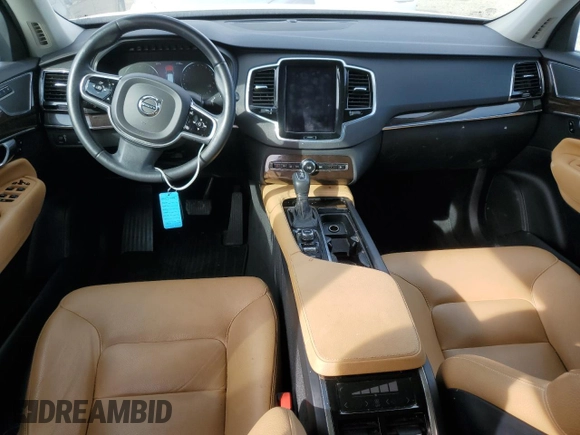 2016 Volvo XC90 T6 Momentum with VIN YV4A22PK0G1074313, listed as a Copart auction lot 42421865 with 69,966 mi miles and Salvage Title. Bid and sale history available at carsss.com. Image 8.