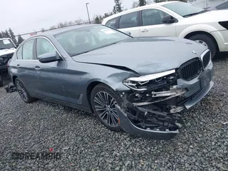 2018 BMW 5 Series 530i xDrive with VIN WBAJA7C54JWA72657, listed as a IAAI auction lot 41821105 with 48,033 mi miles. Bid and sale history available at carsss.com. Image 1.