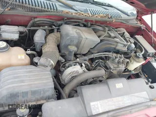 2003 Ford Explorer XLS z VIN 1FMZU62K63ZA18513, wystawiony jako IAAI lot #41928870 z przebiegiem 135 928 mil mil oraz . Historia ofert i sprzedaży dostępna na DreamBid. Obrazek 10.