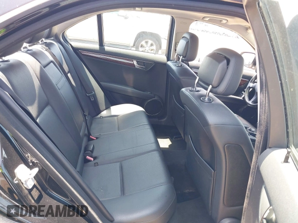 2008 Mercedes-Benz C 300 Sport с VIN WDDGF54X38F062377, выставлен на аукционе IAAI как лот 42483313 с пробегом Не указан миль и . История ставок и продаж доступна на DreamBid. Изображение 8.