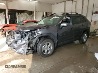 2024 Toyota RAV4 XLE with VIN 2T3P1RFV7RW429213, listed as a Copart auction lot 62153535 with 28,742 mi miles and Salvage title. Bid and sale history available at DreamBid. Image 1.