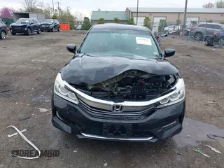 2017 Honda Accord LX with VIN 1HGCR2F3XHA013166, listed as a IAAI auction lot 41929001 with 193,951 mi miles. Bid and sale history available at carsss.com. Image 6.