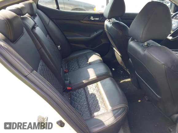 2016 Nissan Maxima SL with VIN 1N4AA6AP8GC411709, listed as a IAAI auction lot 42722641 with 155,588 mi miles and . Bid and sale history available at DreamBid. Image 8.