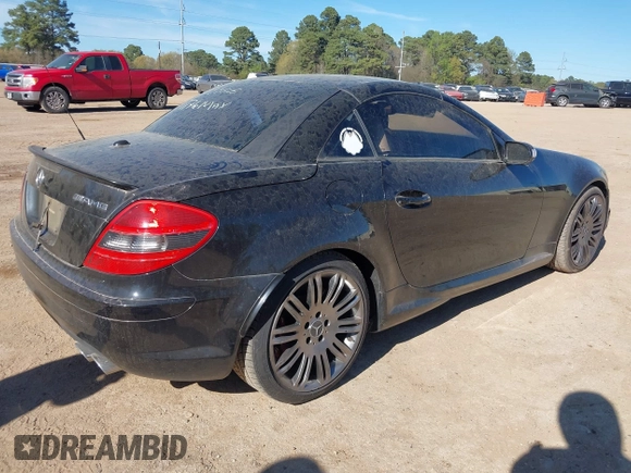 2006 Mercedes-Benz SLK 55 AMG with VIN WDBWK73F06F089585, listed as a IAAI auction lot 41858970 with 160,583 mi miles and . Bid and sale history available at DreamBid. Image 4.