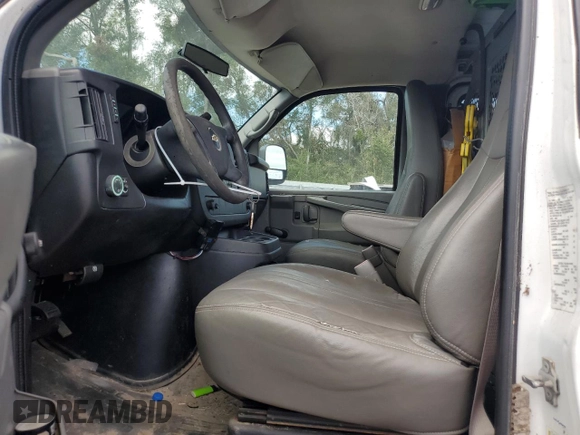2014 Chevrolet Express Cargo Van with VIN 1GCWGFBA9E1120654, listed as a Copart auction lot 81083604 with 0 mi miles and Salvage Title. Bid and sale history available at carsss.com. Image 7.