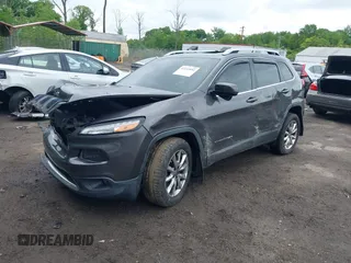 2017 Jeep Cherokee High Altitude z VIN 1C4PJMDS8HW501709, wystawiony jako IAAI lot #42232052 z przebiegiem 105 266 mil mil oraz . Historia ofert i sprzedaży dostępna na DreamBid. Obrazek 17.