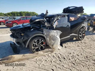 2019 Toyota C-HR XLE z VIN NMTKHMBX4KR078685, wystawiony jako Copart lot #49944845 z przebiegiem Nie podano mil oraz Nie do naprawy • Non repairable. Historia ofert i sprzedaży dostępna na DreamBid. Obrazek 1.