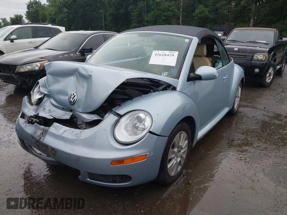 2010 Volkswagen Beetle with VIN 3VWRG3AL6AM008886, listed as a IAAI auction lot 42618429 with 100,264 mi miles and . Bid and sale history available at DreamBid. Image 2.