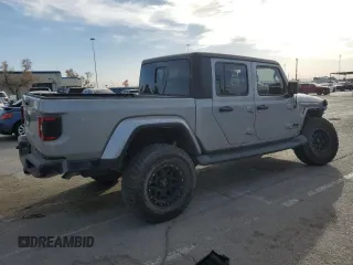 2021 Jeep Gladiator Sport S z VIN 1C6JJTAM1ML508266, wystawiony jako Copart lot #45349555 z przebiegiem 47 883 mil mil oraz Szkoda całkowita • Salvage title. Historia ofert i sprzedaży dostępna na DreamBid. Obrazek 3.