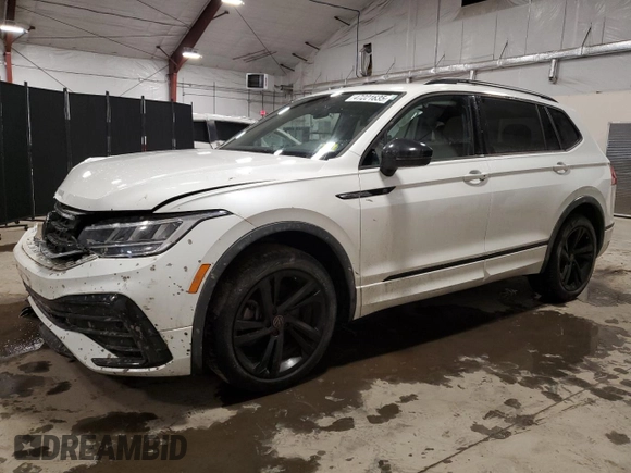 2023 Volkswagen Tiguan SE R-Line Black with VIN 3VV8B7AX4PM135217, listed as a Copart auction lot 47221635 with 19,676 mi miles and Salvage title. Bid and sale history available at DreamBid. Image 1.