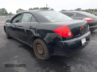 2007 Pontiac G6 1SV Value Leader z VIN 1G2ZF58B274191212, wystawiony jako IAAI lot #42359439 z przebiegiem 146 091 mil mil oraz . Historia ofert i sprzedaży dostępna na DreamBid. Obrazek 3.