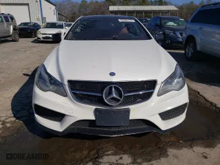 2017 Mercedes-Benz E-Class E 400 with VIN WDDKJ6HB8HF361697, listed as a Copart auction lot 43335175 with 105,160 mi miles and Salvage Title. Bid and sale history available at carsss.com. Image 5.
