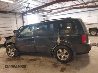 2009 Honda Pilot EX-L with VIN 5FNYF48579B044150, listed as a IAAI auction lot 41568792 with 244,763 mi miles. Bid and sale history available at carsss.com. Image 14.