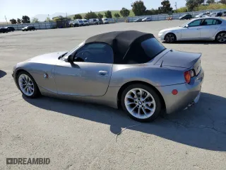 2004 BMW Z4 2.5i with VIN 4USBT33554LS48963, listed as a Copart auction lot 53901645 with 126,435 mi miles and Salvage Title. Bid and sale history available at carsss.com. Image 2.